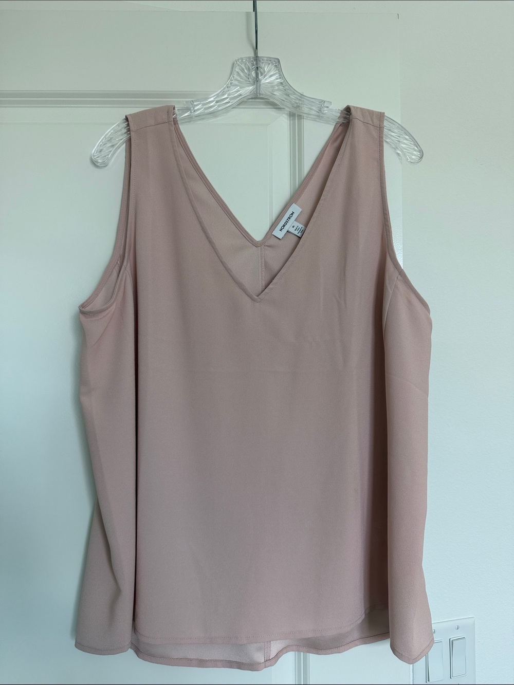 Nordstrom Sleeveless V‑Neck Camisole in Dusty Rose Blush